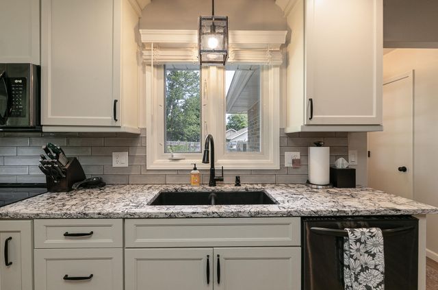 4845 S Ash Avenue, Springfield, MO 65804