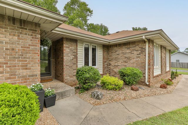 4845 S Ash Avenue, Springfield, MO 65804