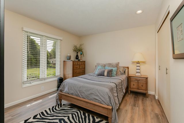4845 S Ash Avenue, Springfield, MO 65804