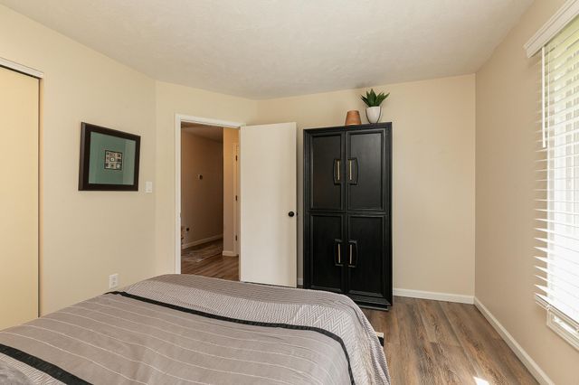 4845 S Ash Avenue, Springfield, MO 65804