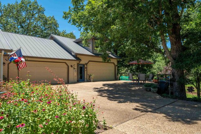 393 Grandstaff Drive, Hot Springs, AR 71913
