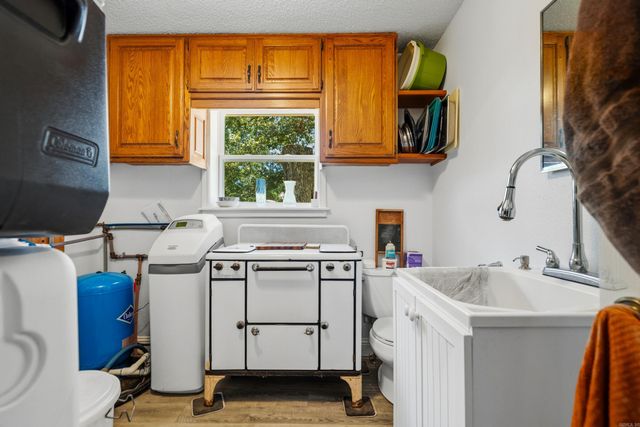 393 Grandstaff Drive, Hot Springs, AR 71913