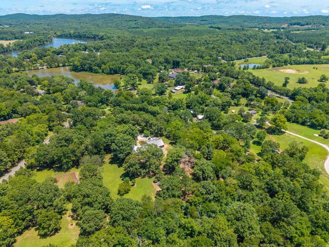 393 Grandstaff Drive, Hot Springs, AR 71913