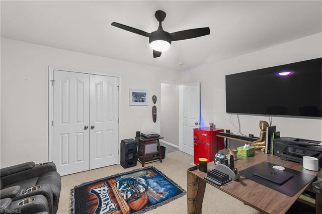 3869 Field Sedge Drive, Winston-salem, NC 27107