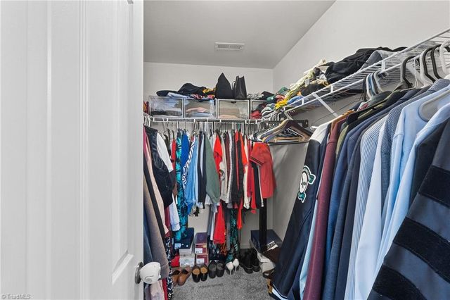 3869 Field Sedge Drive, Winston-salem, NC 27107