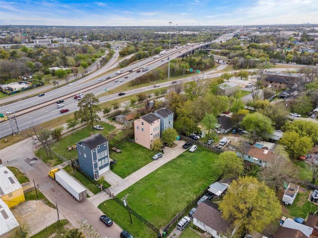 0 Eichwurzel Tbd Lane, Houston, TX 77009