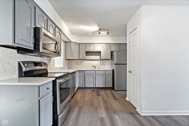 6629 E 45th Street, Indianapolis, IN 46226