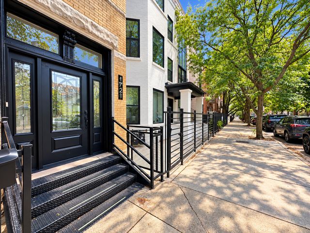 1721 W Pierce Avenue 3, Chicago, IL 60622