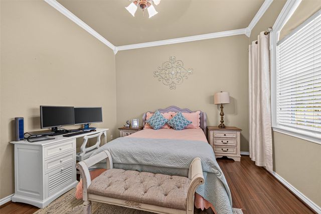 4220 County Road 203, Liverpool, TX 77577