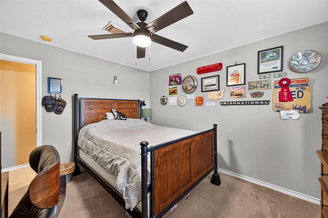4220 County Road 203, Liverpool, TX 77577