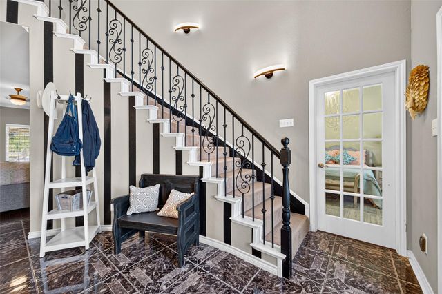 4220 County Road 203, Liverpool, TX 77577