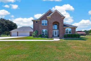4220 County Road 203, Liverpool, TX 77577