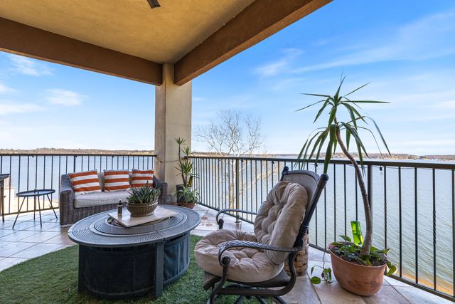 57425 E Highway 125 2013 and 2013A, Monkey Island, OK 74331