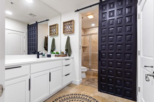 57425 E Highway 125 2013 and 2013A, Monkey Island, OK 74331