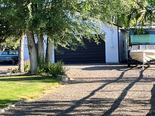 710 Keogh Ln, Caldwell, ID 83607