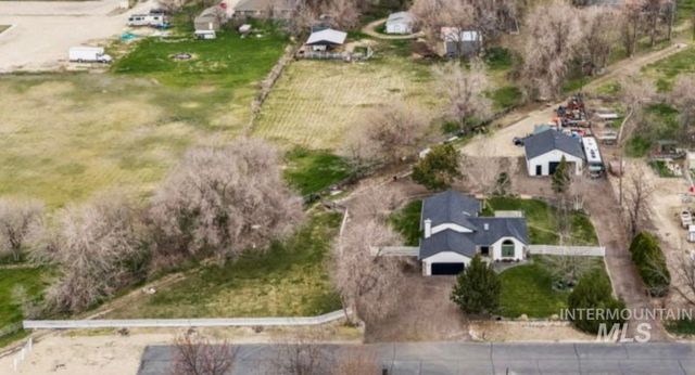 710 Keogh Ln, Caldwell, ID 83607