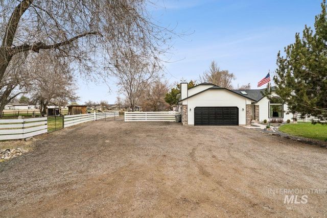 710 Keogh Ln, Caldwell, ID 83607