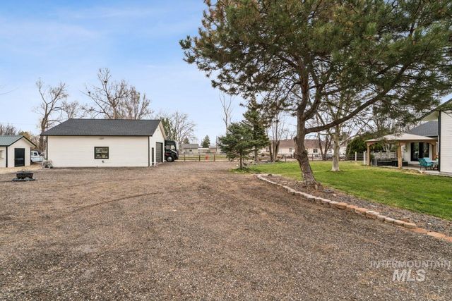 710 Keogh Ln, Caldwell, ID 83607