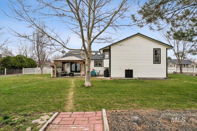 710 Keogh Ln, Caldwell, ID 83607