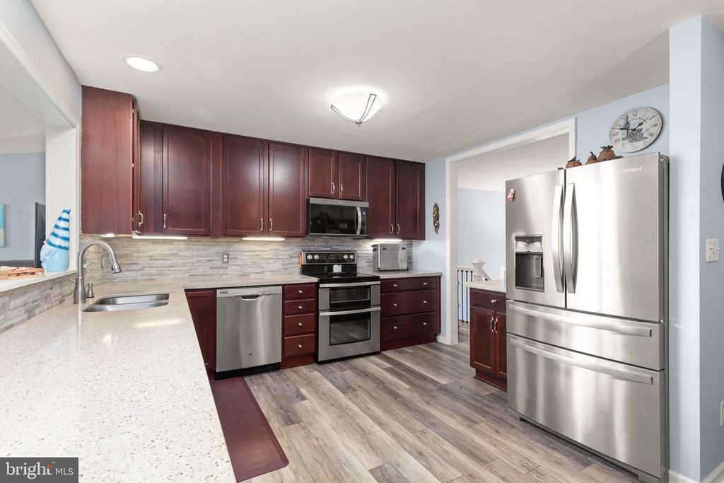 Image 21 of property listing at 3 OLD SOUND RD, Joppa, MD 21085