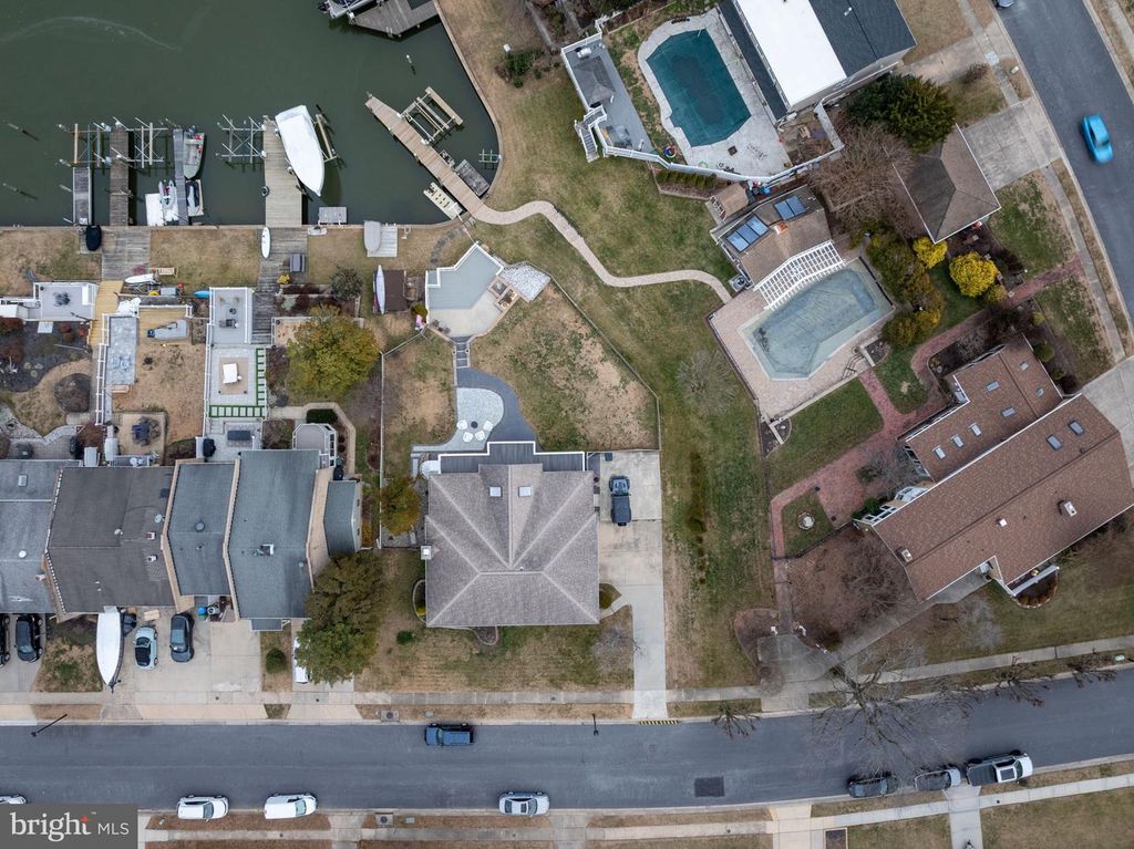 Image 9 of property listing at 3 OLD SOUND RD, Joppa, MD 21085