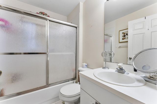 8207 White Rock Circle, Boynton Beach, FL 33436