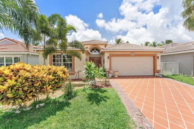 8207 White Rock Circle, Boynton Beach, FL 33436