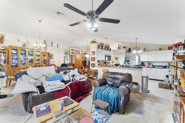 8207 White Rock Circle, Boynton Beach, FL 33436