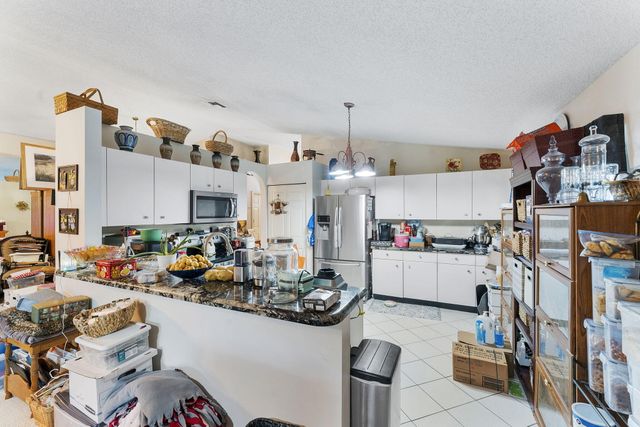 8207 White Rock Circle, Boynton Beach, FL 33436