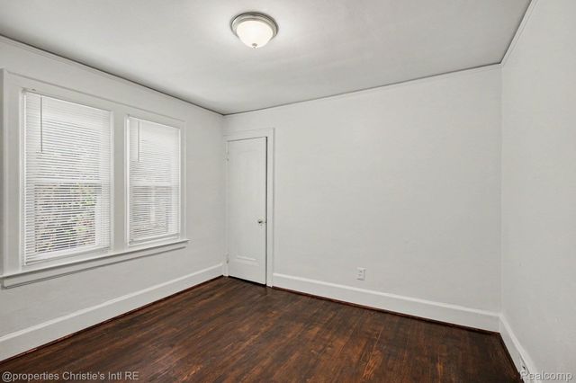 5984 Kensington Avenue, Detroit, MI 48224