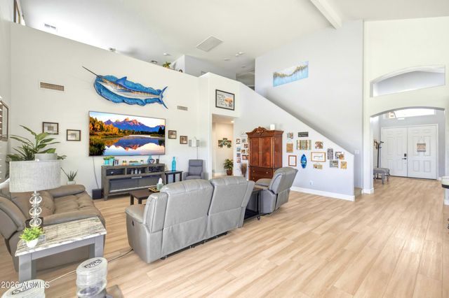 69 E SHIRE Court, San Tan Valley, AZ 85143