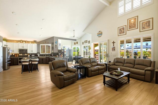 69 E SHIRE Court, San Tan Valley, AZ 85143
