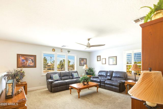 69 E SHIRE Court, San Tan Valley, AZ 85143