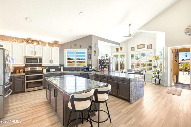 69 E SHIRE Court, San Tan Valley, AZ 85143