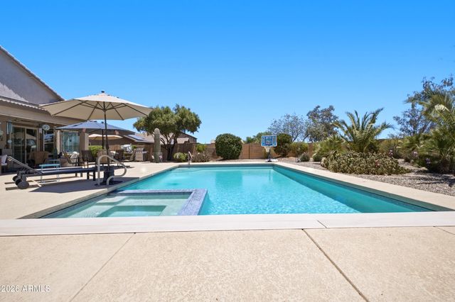 69 E SHIRE Court, San Tan Valley, AZ 85143