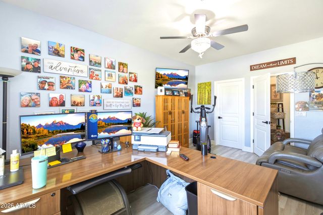 69 E SHIRE Court, San Tan Valley, AZ 85143
