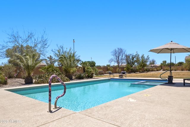 69 E SHIRE Court, San Tan Valley, AZ 85143