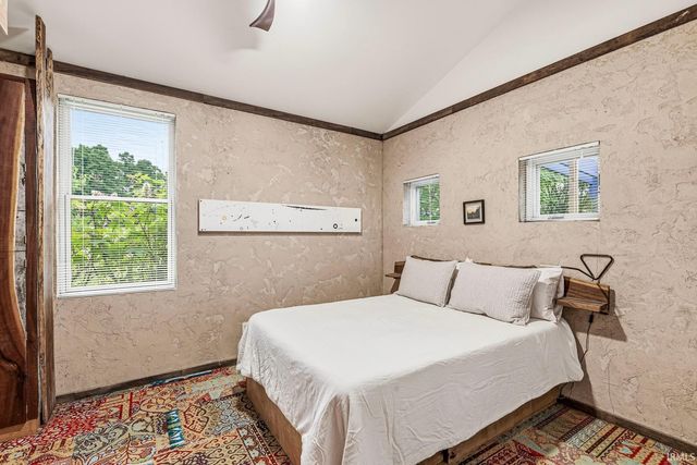 7130 S 650 W, Columbus, IN 47201