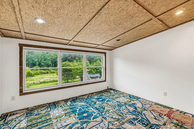 7130 S 650 W, Columbus, IN 47201