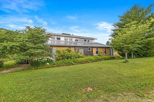 7130 S 650 W, Columbus, IN 47201