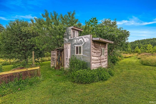 7130 S 650 W, Columbus, IN 47201