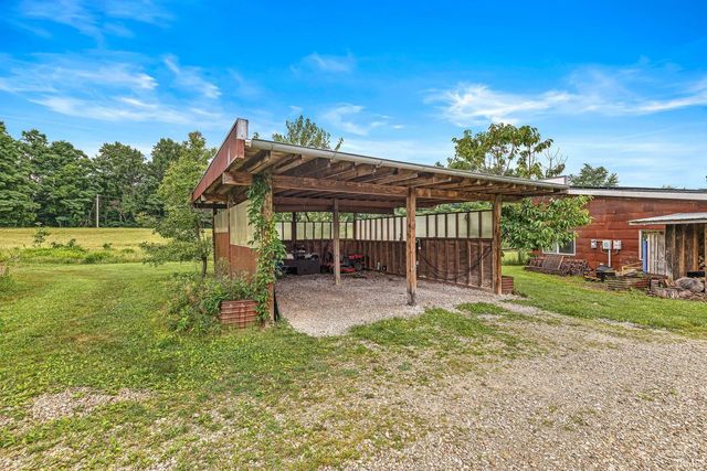 7130 S 650 W, Columbus, IN 47201