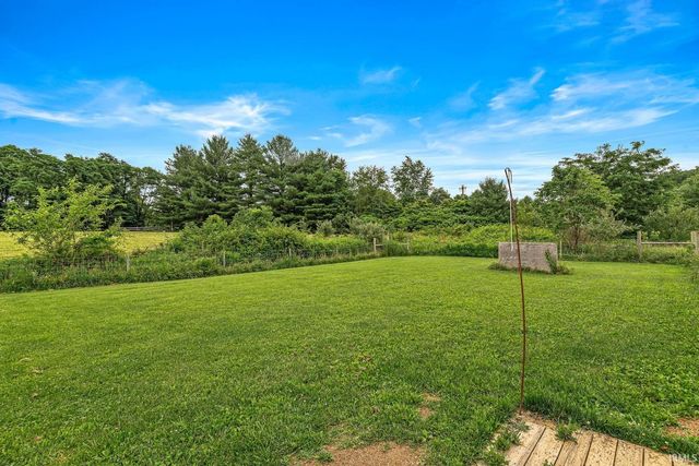 7130 S 650 W, Columbus, IN 47201
