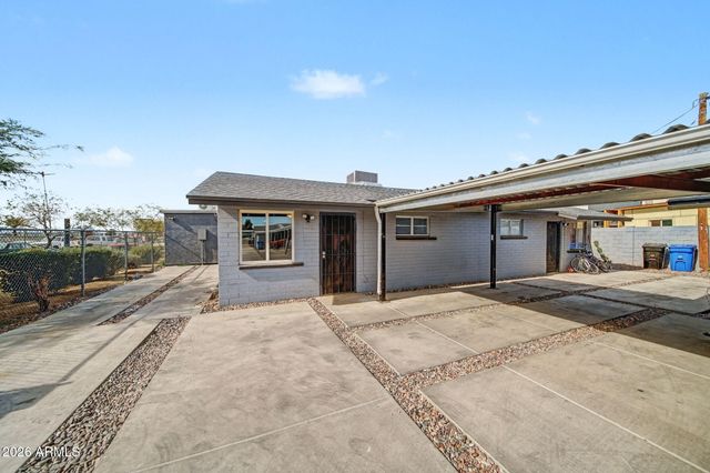 4028 S 15TH Street, Phoenix, AZ 85040
