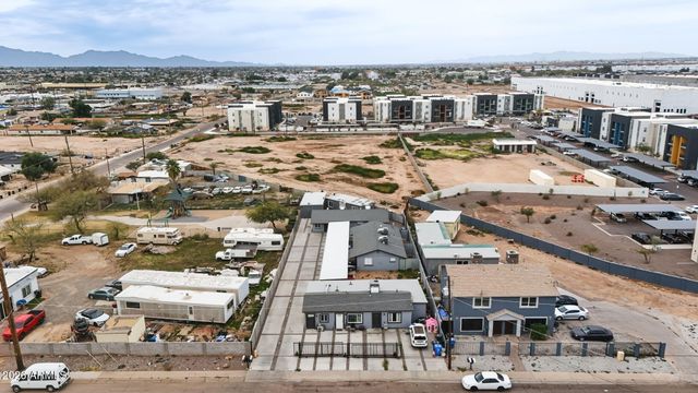 4028 S 15TH Street, Phoenix, AZ 85040