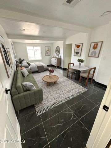 4028 S 15TH Street, Phoenix, AZ 85040