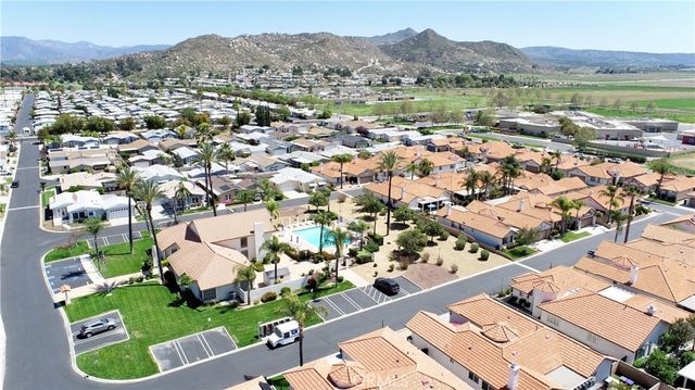 1457 Martinique Drive, Hemet, CA 92543