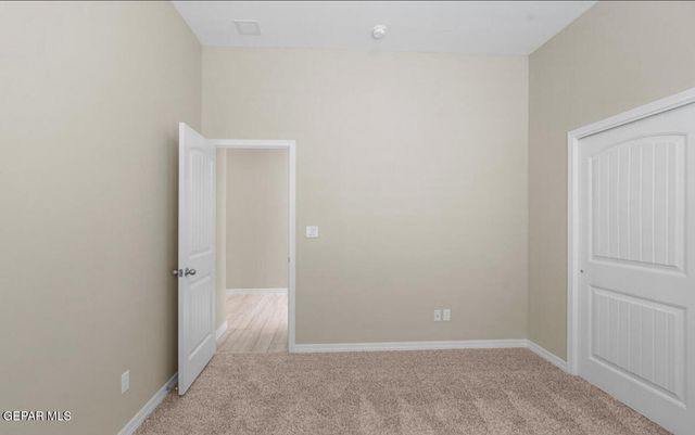 169 White Oaks Trail, Sunland Park, NM 88063