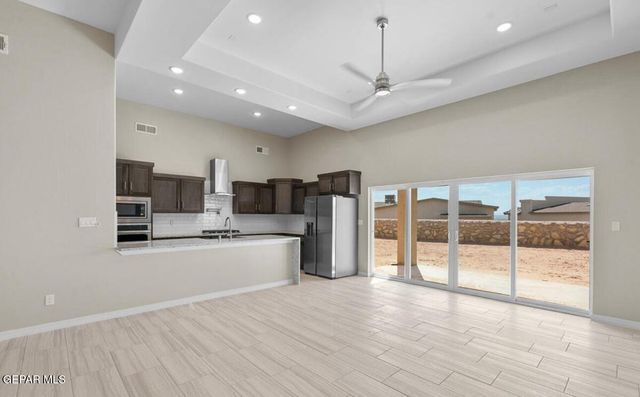 169 White Oaks Trail, Sunland Park, NM 88063