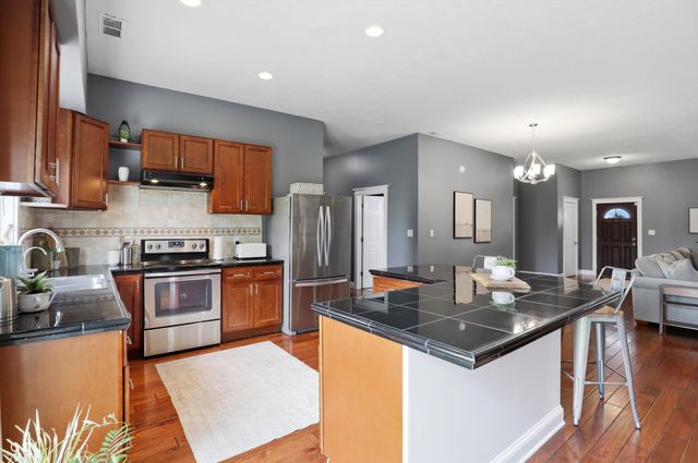 5884 S 50 W, Atlanta, IN 46031
